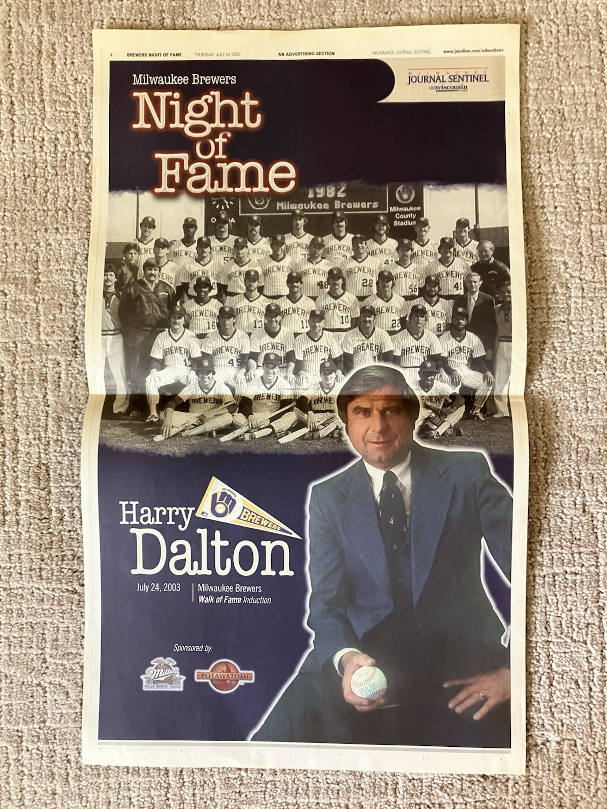 MILWAUKEE NEWSPAPER BOB UECKER NIGHT HALL OF FAME INDUCTION SPECIAL SECTION 2003