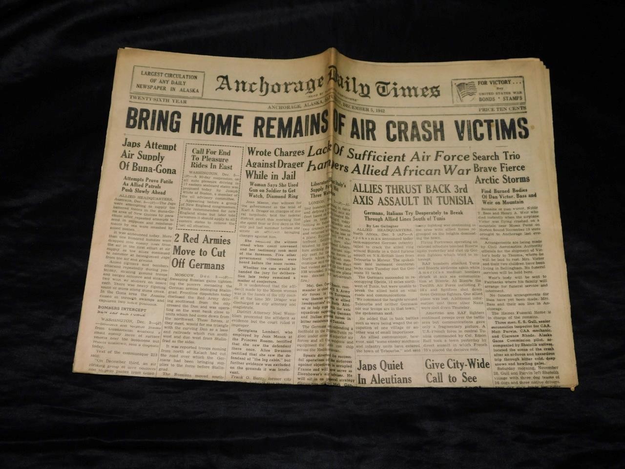 Dec 3 1945 Anchorage Alaska WW2 Newspaper Shatolik Dog Teams Air Plane Crash