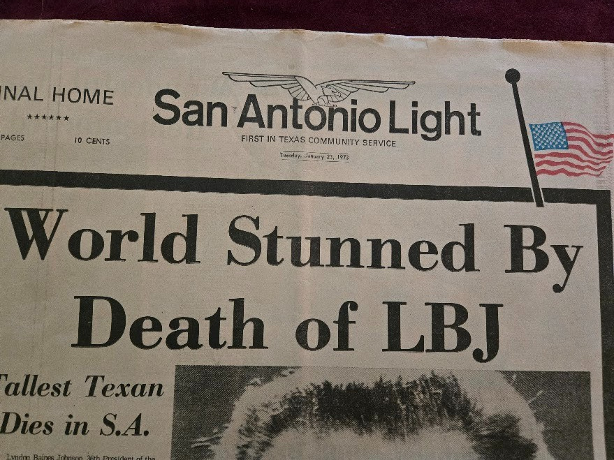 Vtg San Antonio Light Newspaper Lot~1969 Eisenhower~1972 Truman~73 LBJ~ 79 Wayne