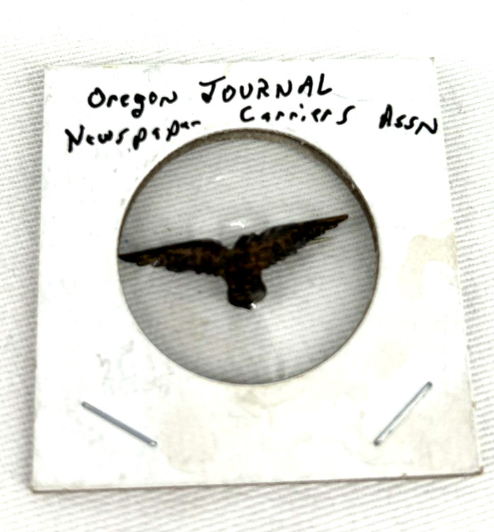Oregon Journal Newspaper Carriers Assn Eagle Pin Brooch 1″ Vintage