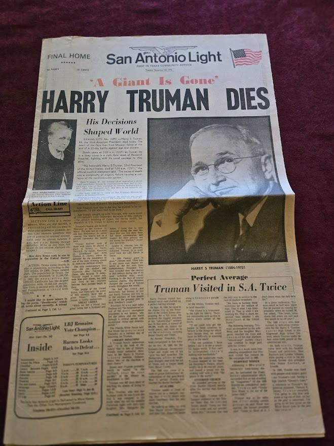 Vtg San Antonio Light Newspaper Lot~1969 Eisenhower~1972 Truman~73 LBJ~ 79 Wayne