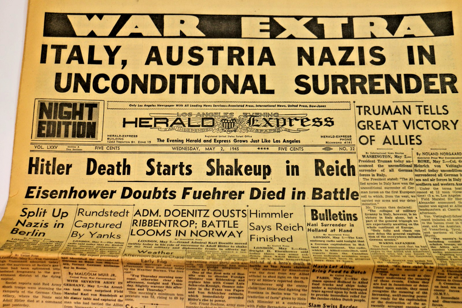 Los Angeles Herald Examiner May 2, 1945 WAR EXTRA Unconditional Surrender