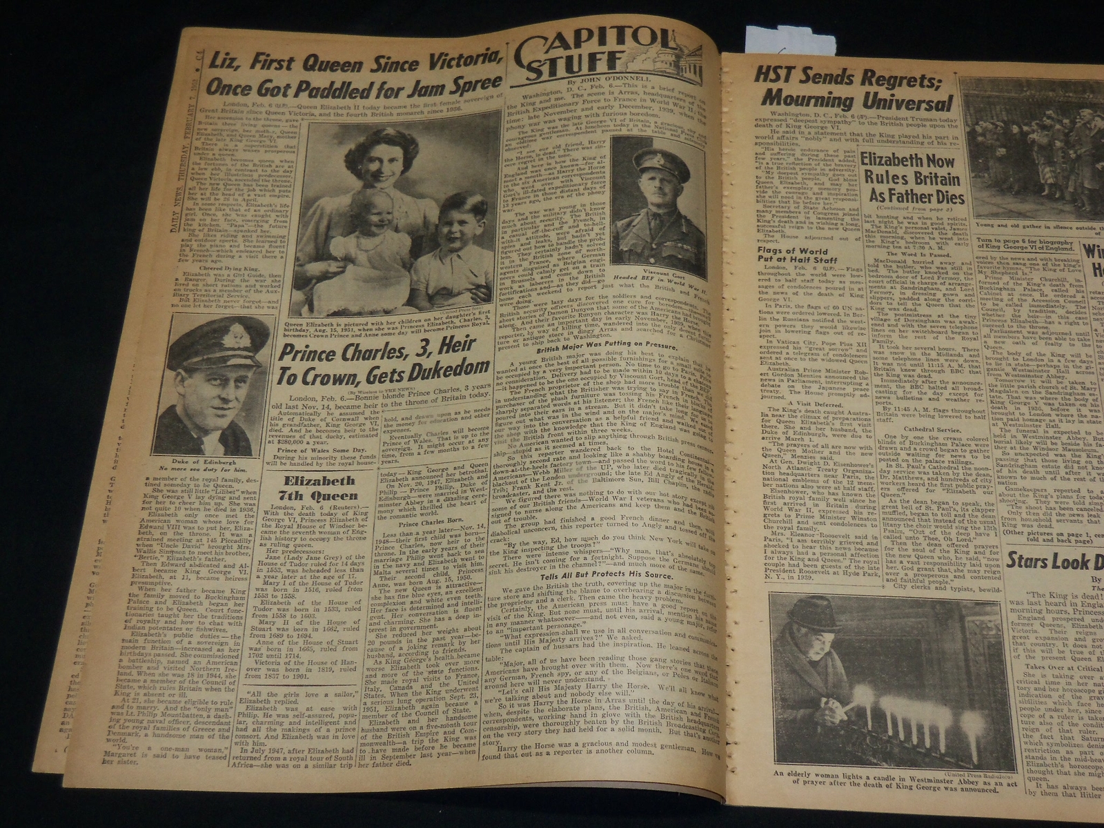 1952 FEBRUARY 7 NEW YORK DAILY NEWS – ELIZABETH FLIES HOME AS QUEEN – NP 5390