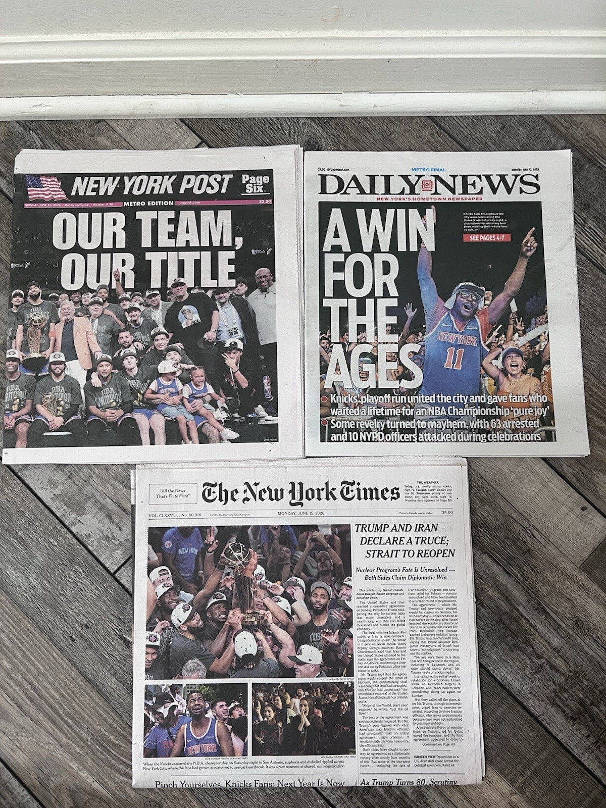 New York Knicks NBA Newspapers N.Y. Times Post Daily News Champions ??