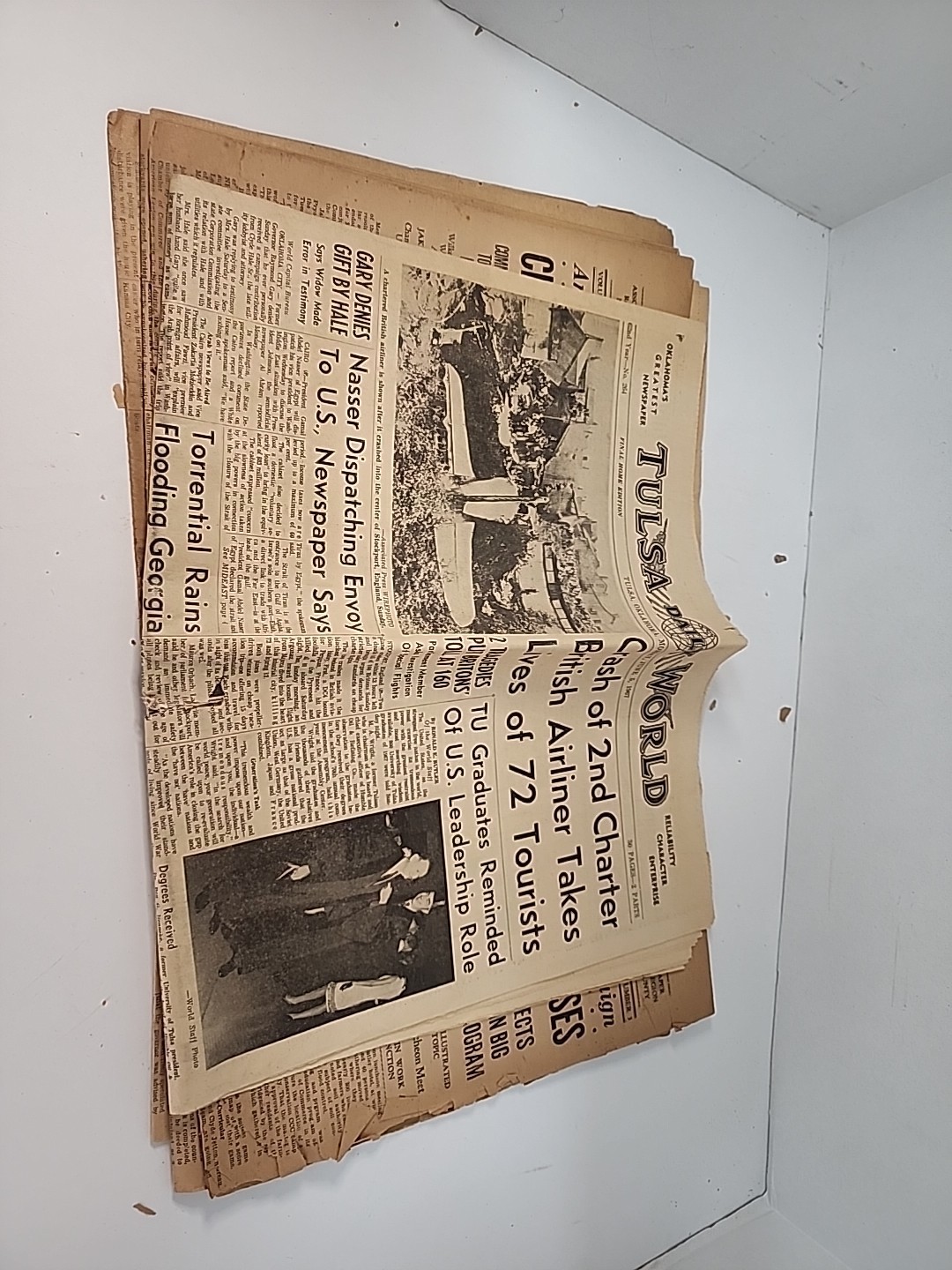 Lot Of Newspapers 1918, 1935 Will Rogers Plane Crash 1967 60 Years As A State OK