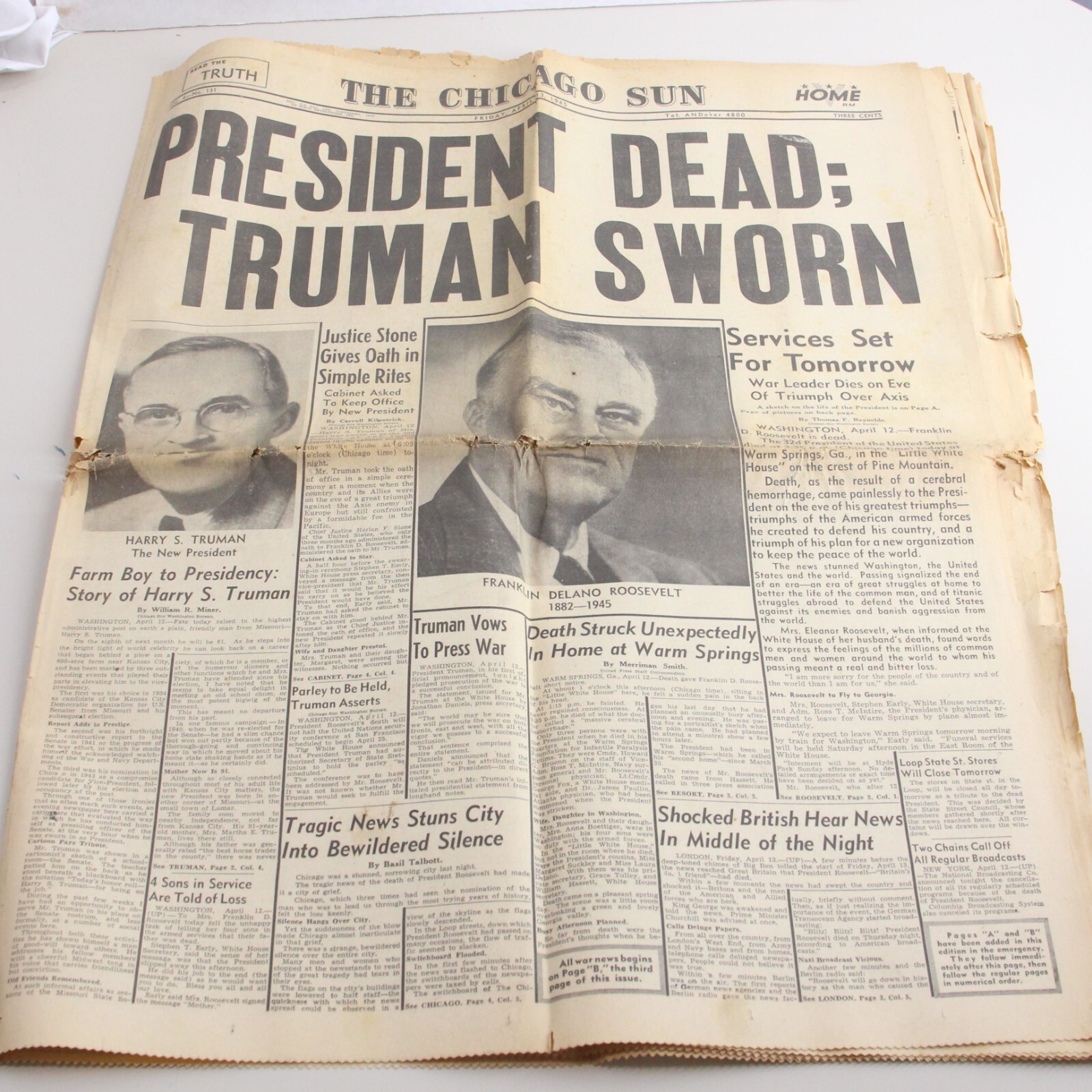 Franklin D Roosevelt FDR President Is Dead Chicago Sun News April 13 1945 WWII