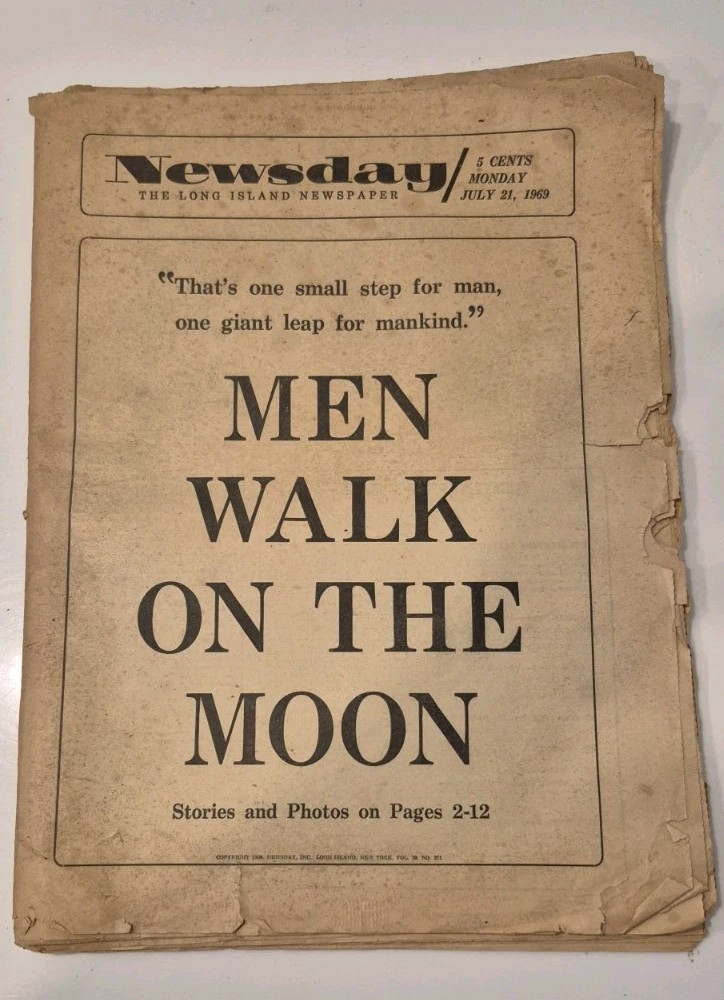New York Newsday-Men Walk On The Moon-July 21 1969 COMPLETE NEWSPAPER