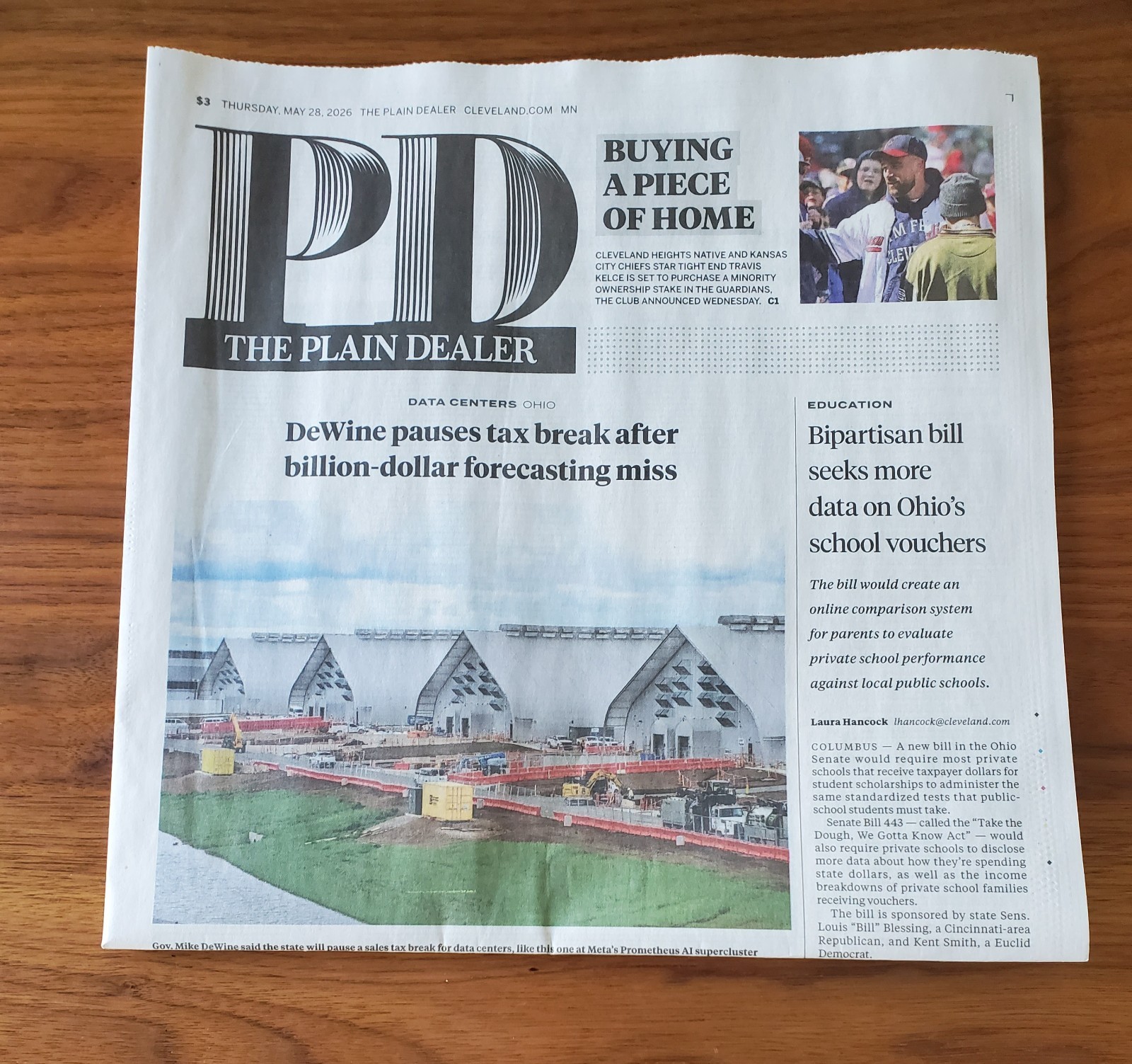 Taylor Swift Travis Kelce Buy Cleveland Guardians Plain Dealer May 28 2026 NEW