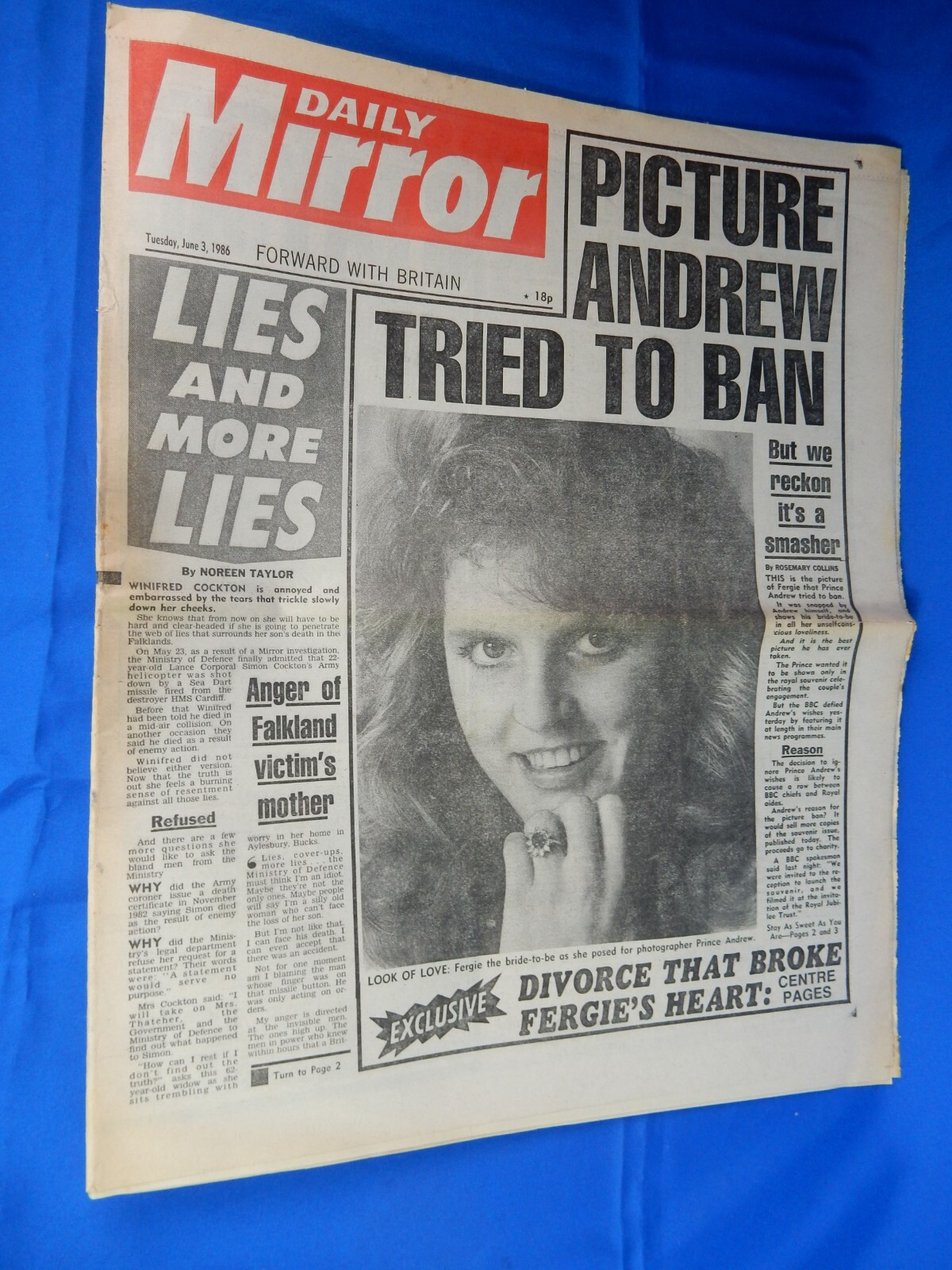 Daily Mirror 03 /06/1986, World Cup 86, Argentina v South Korea, Bryan Robson