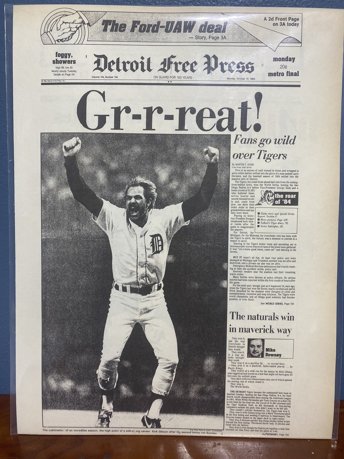 VINTAGE NEWSPAPER HEADLINE DETROIT TIGERS WIN WORLD SERIES 1984 KIRK GIBSON 2 HR