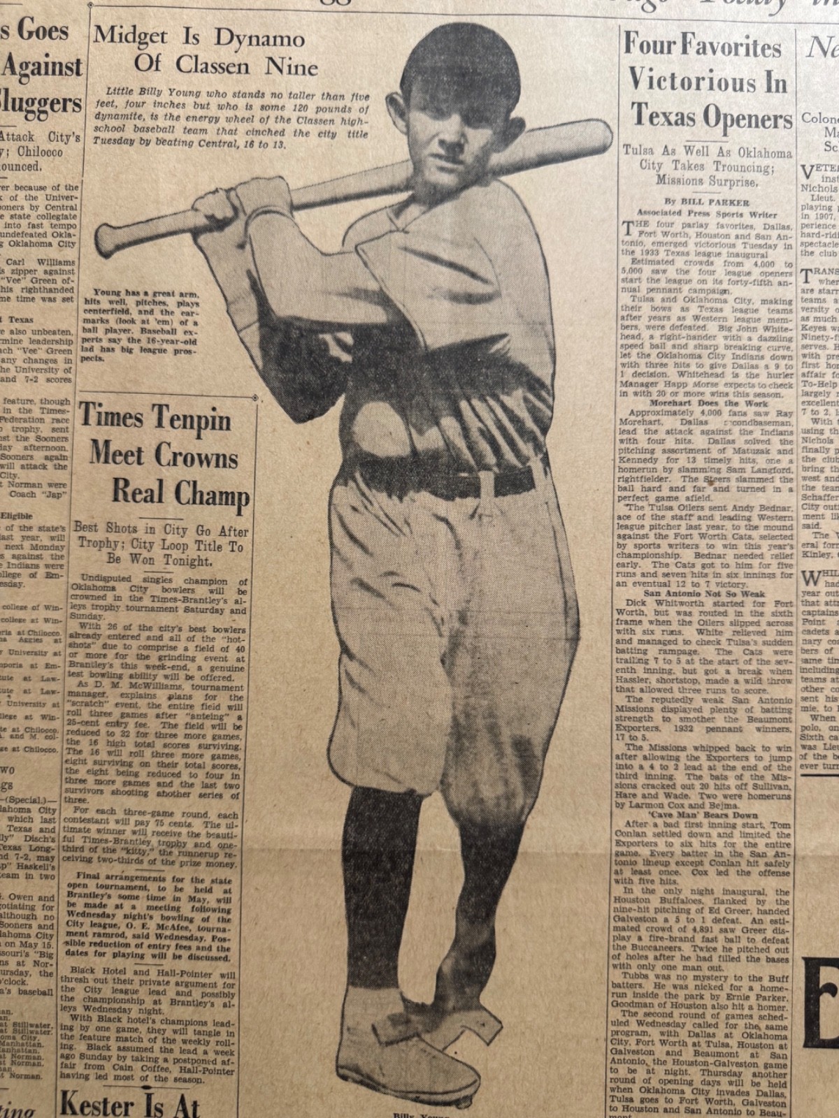1933 CLASSEN HIGHSCHOOL OKLA. CITY BILLY YOUNG BASEBALL PLAYER NEWSPAPER PAGE