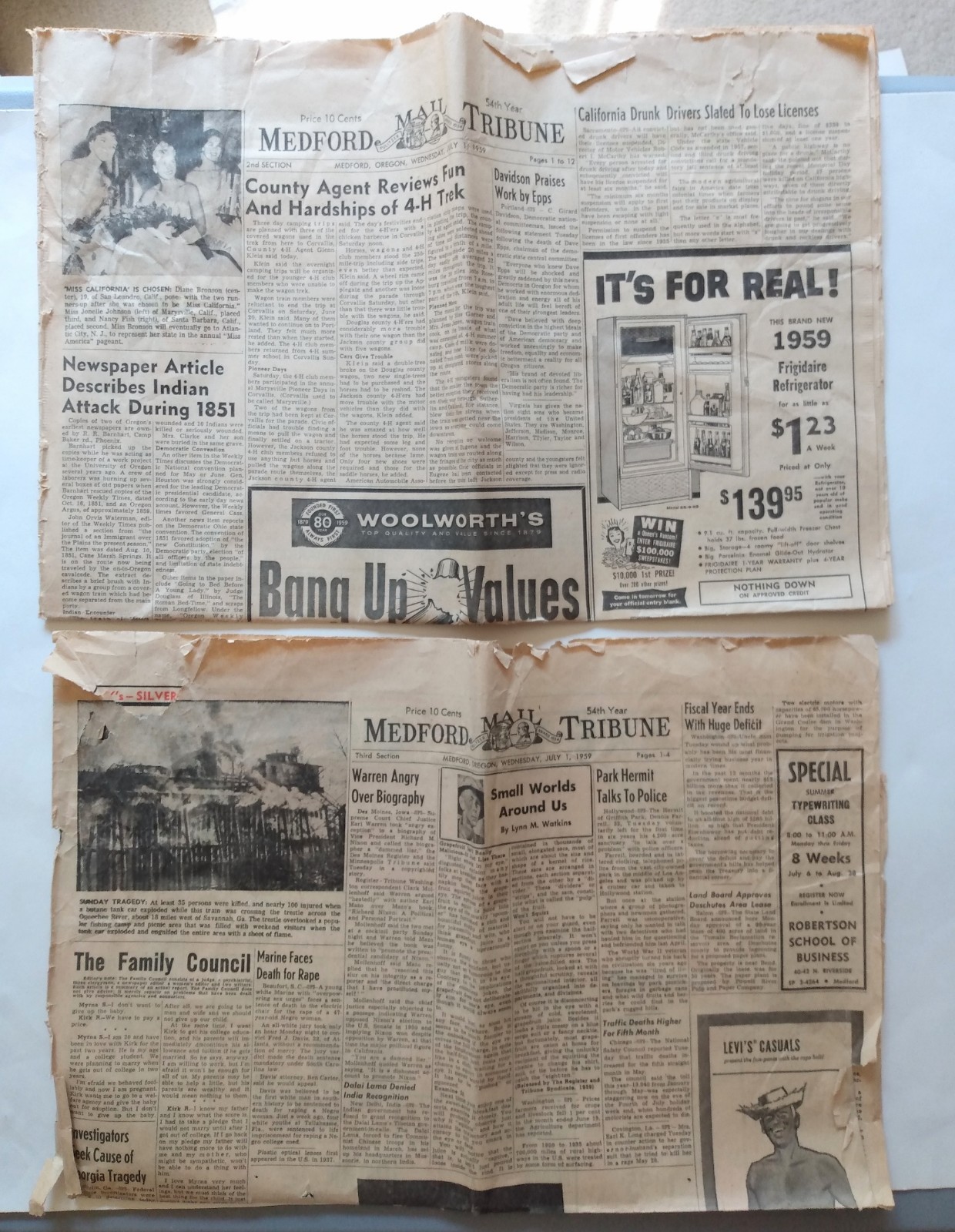 Vintage Newspaper July 1, 1959 Medford Mail Tribune Oregon 2 Sections Ads News