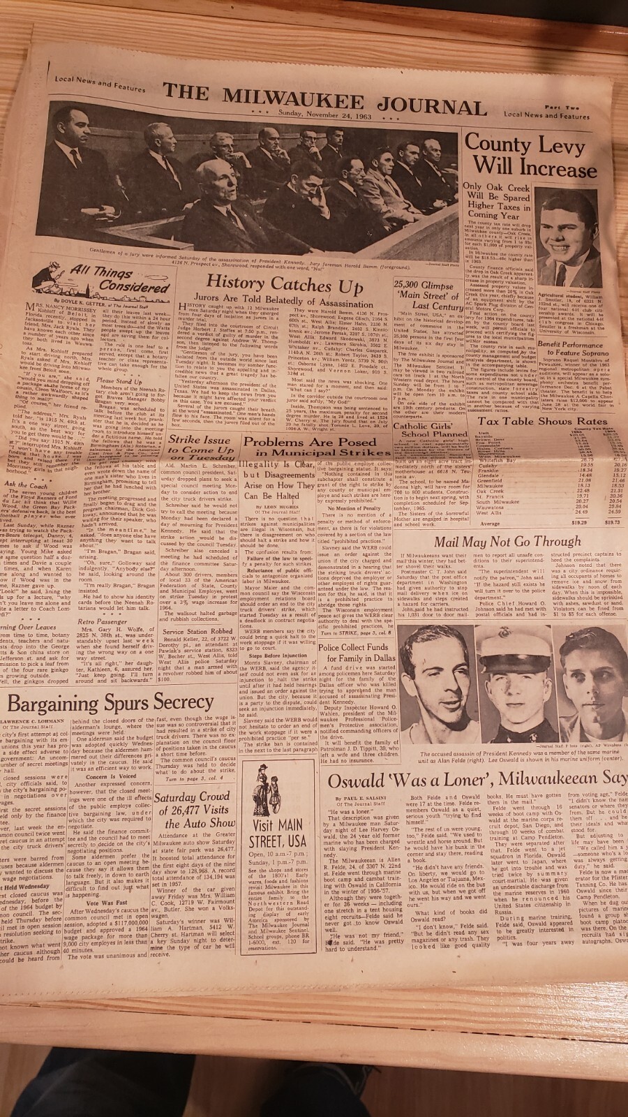 Milwaukee Journal November 24 1963 Kennedy Oswald Assisination VGC Complete!