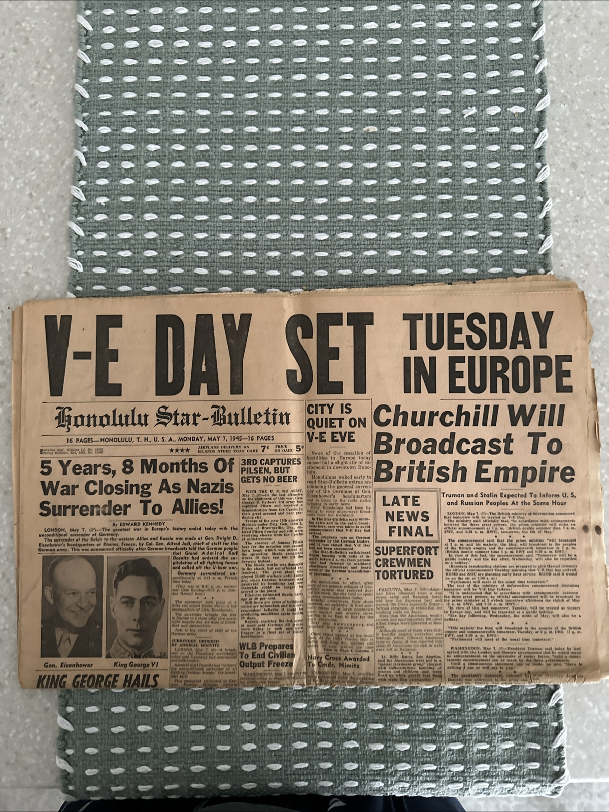HONOLULU STAR-Bulletin MAY 7 1945. V-E DAY SET