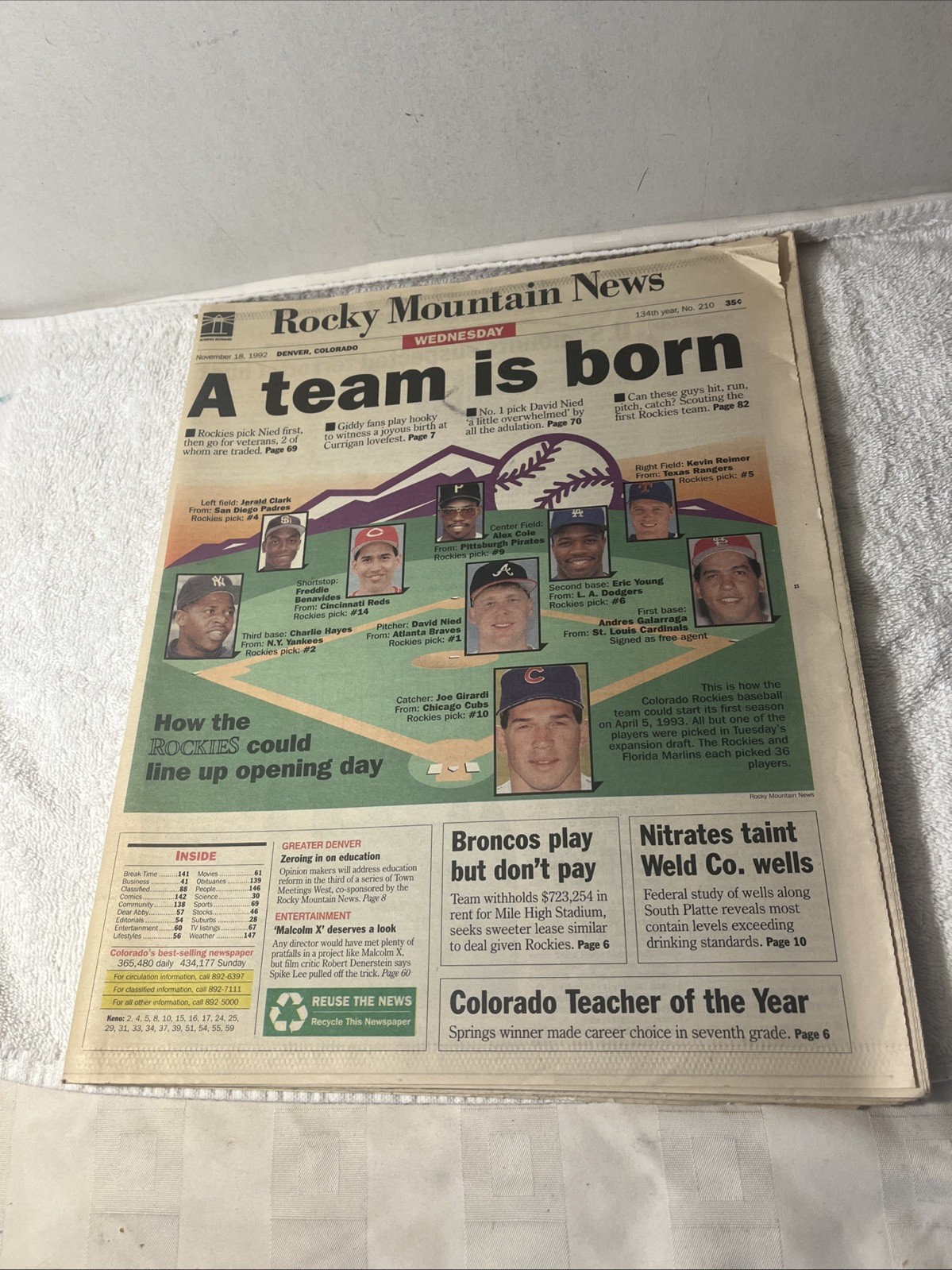 VTG Rocky Mountain News Newspaper Nov 18 , 1992 A Team Is Born Colorado Rockies