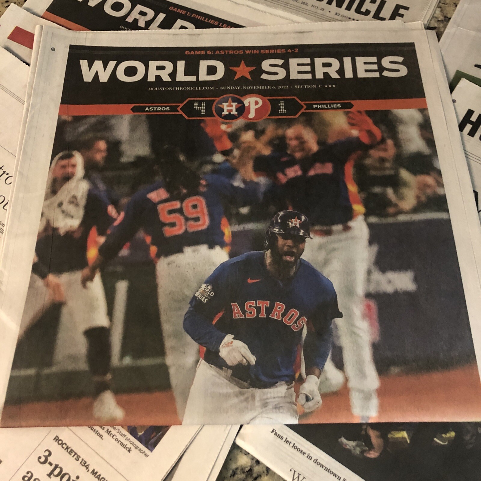 Astros 2022 World Series Houston Chronicle Lot 10/28 to 11/8