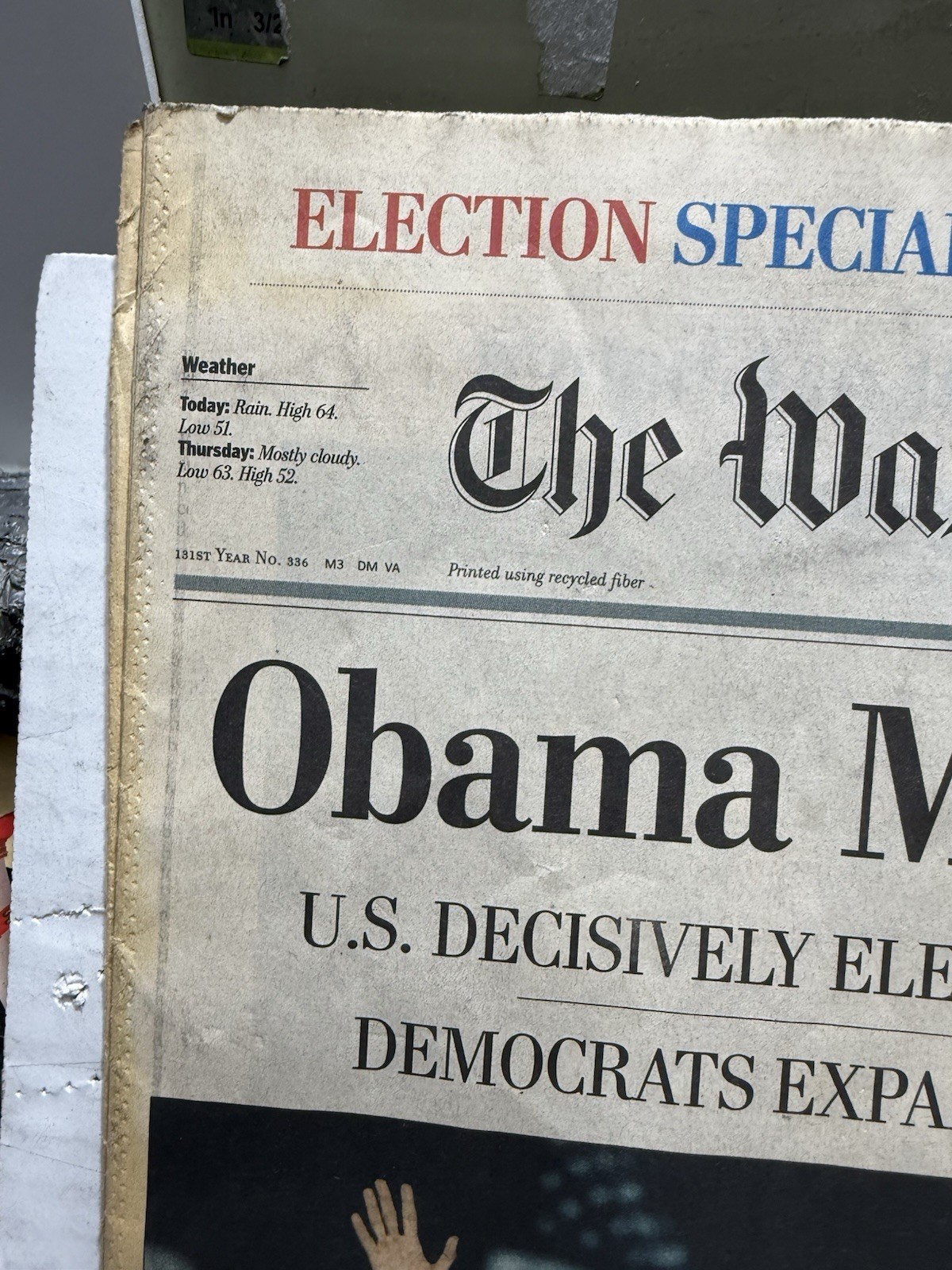 The Washington Post November 5 2008 Commemorative Edition “Obama Makes History”