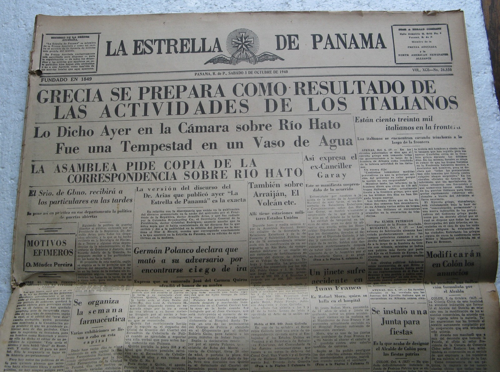 October 5, 1940 Panama Newspaper – Hitler, Detroit Tigers, Max Baer