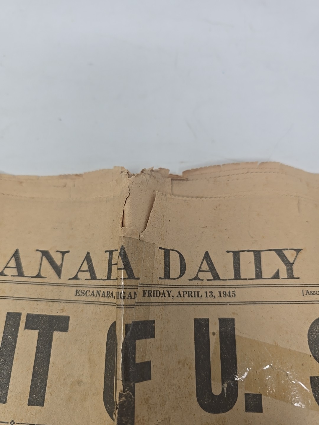 President Roosevelt Dead newspaper 1945 The Escanaba Daily April 13th