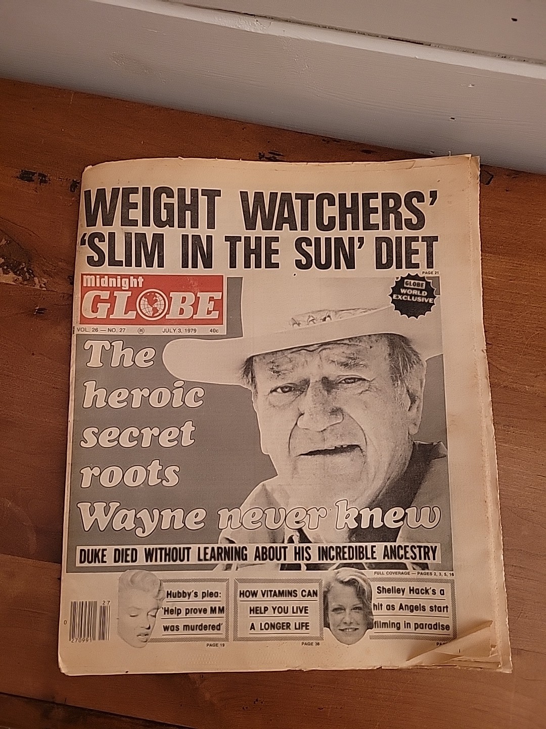 Midnight Globe Vintage Tabloid Magazine John Wayne July 1979