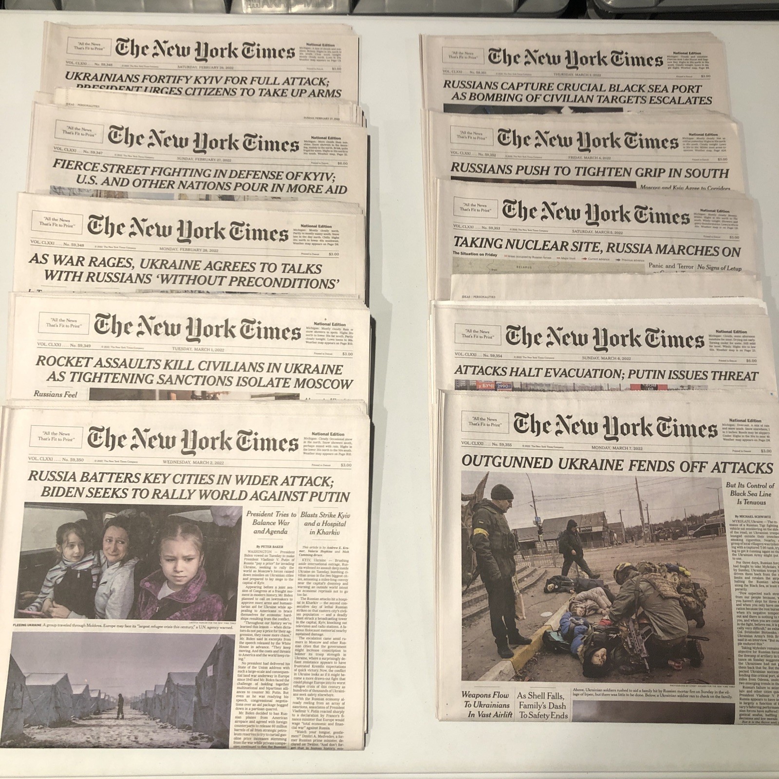 New York Times 10 Used Newspapers Lot, Feb 26 27 28, March 1 2 3 4 5 6 7, 2022