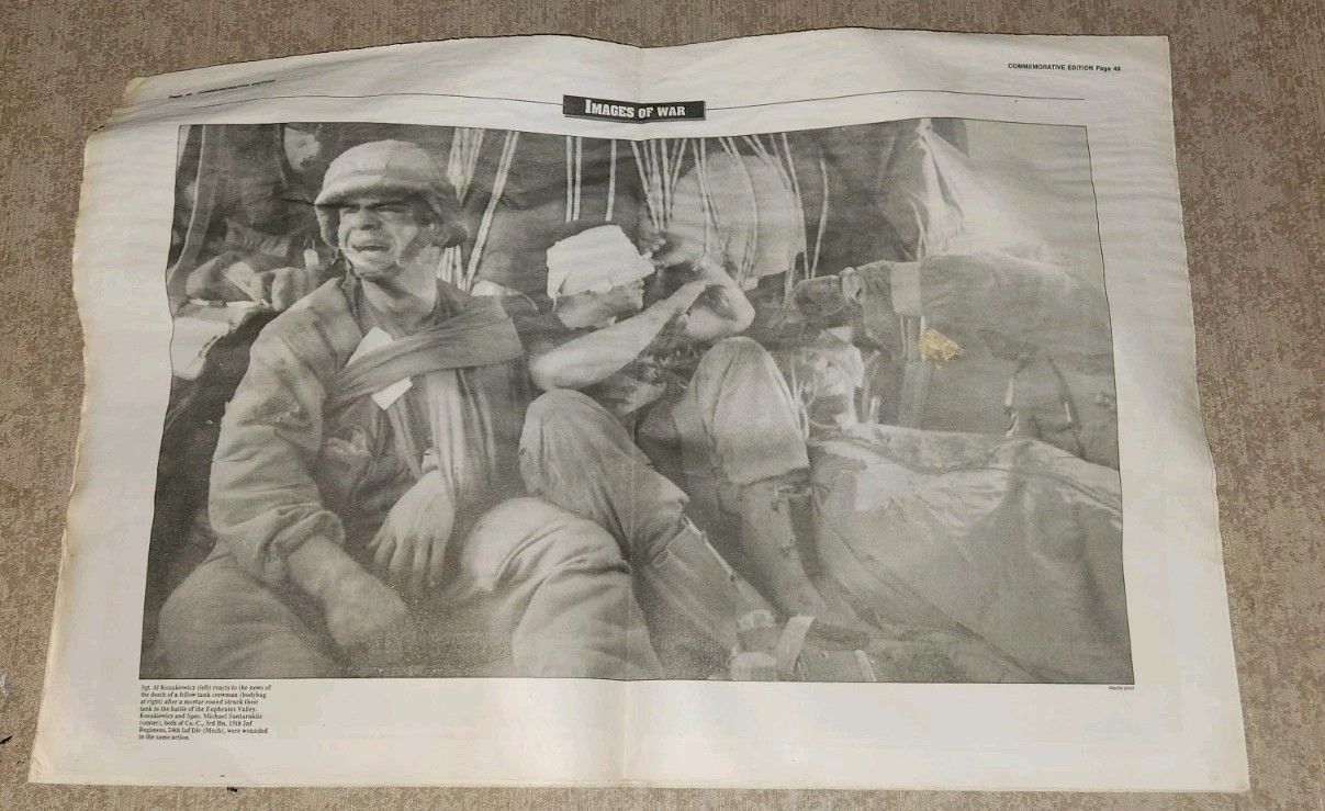 VTG 1991 Stars & Stripes Desert Strom Newspaper Military Commemorative Edition