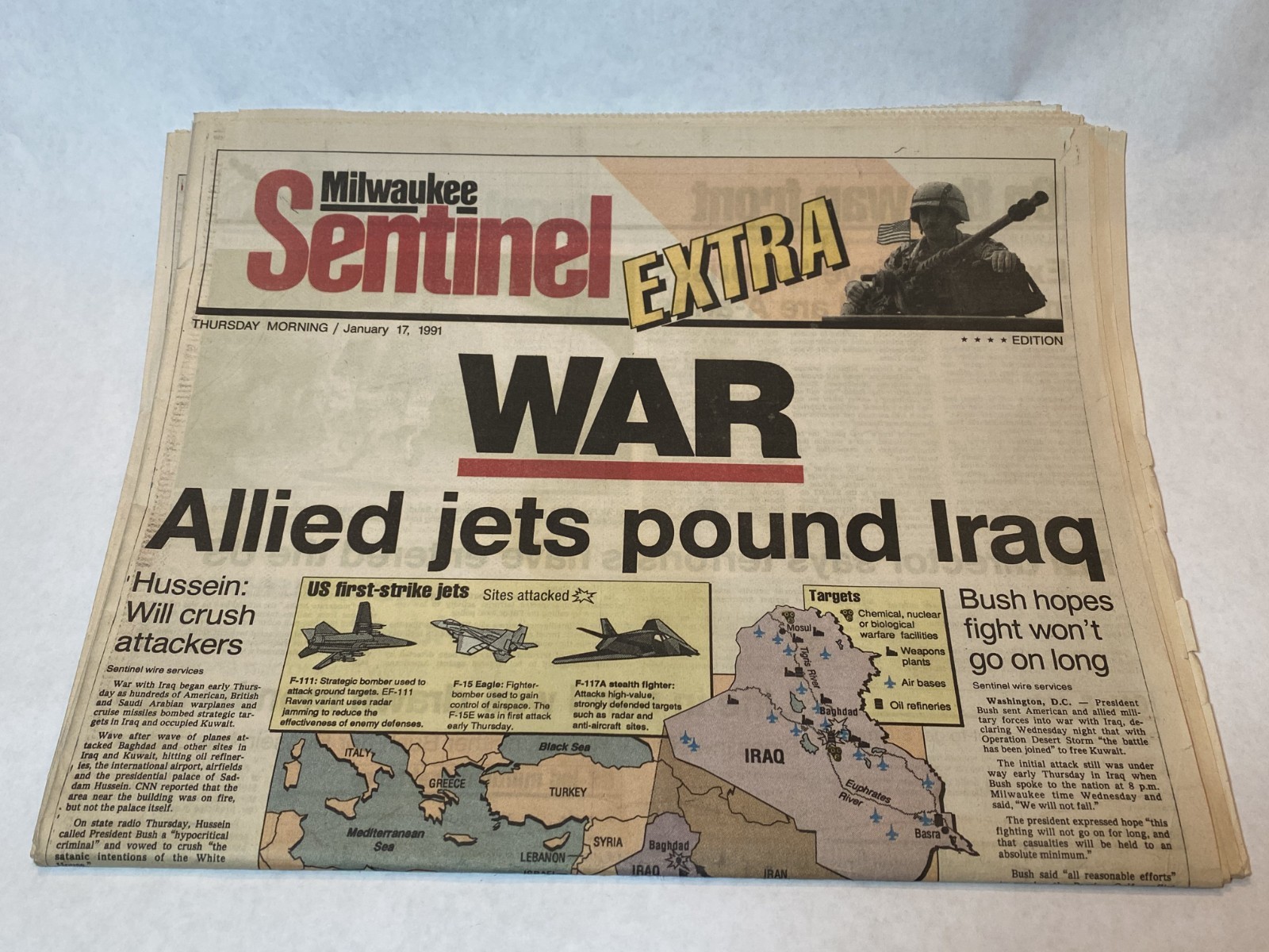Milwaukee Sentinel – January 17, 1991 – WAR – EXTRA – Newspaper