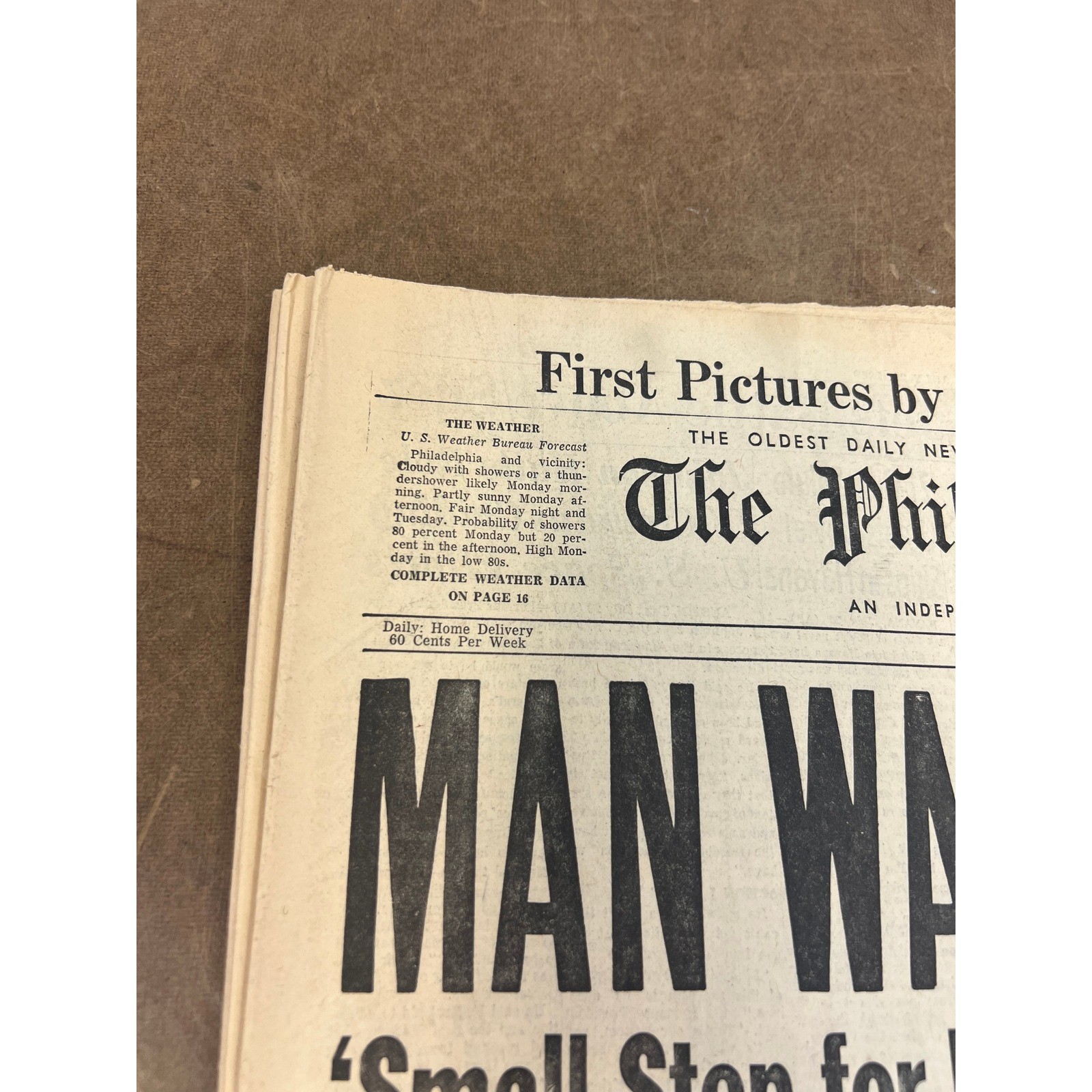 The Philadelphia Inquirer July 21 1969 Newspaper Man Walks On Moon Apollo 11