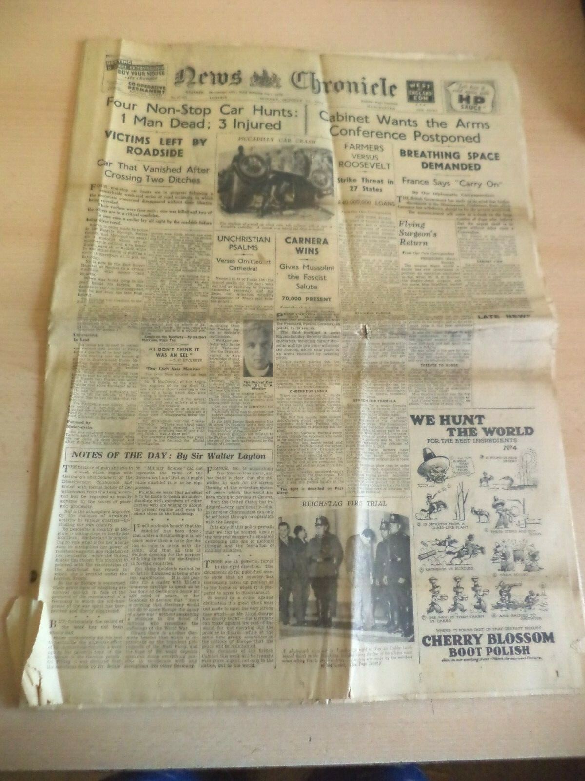OLD ANTIQUE ORIG 1930s NEWSPAPER news chronicle 23 OCT 1933 disarmament conferen