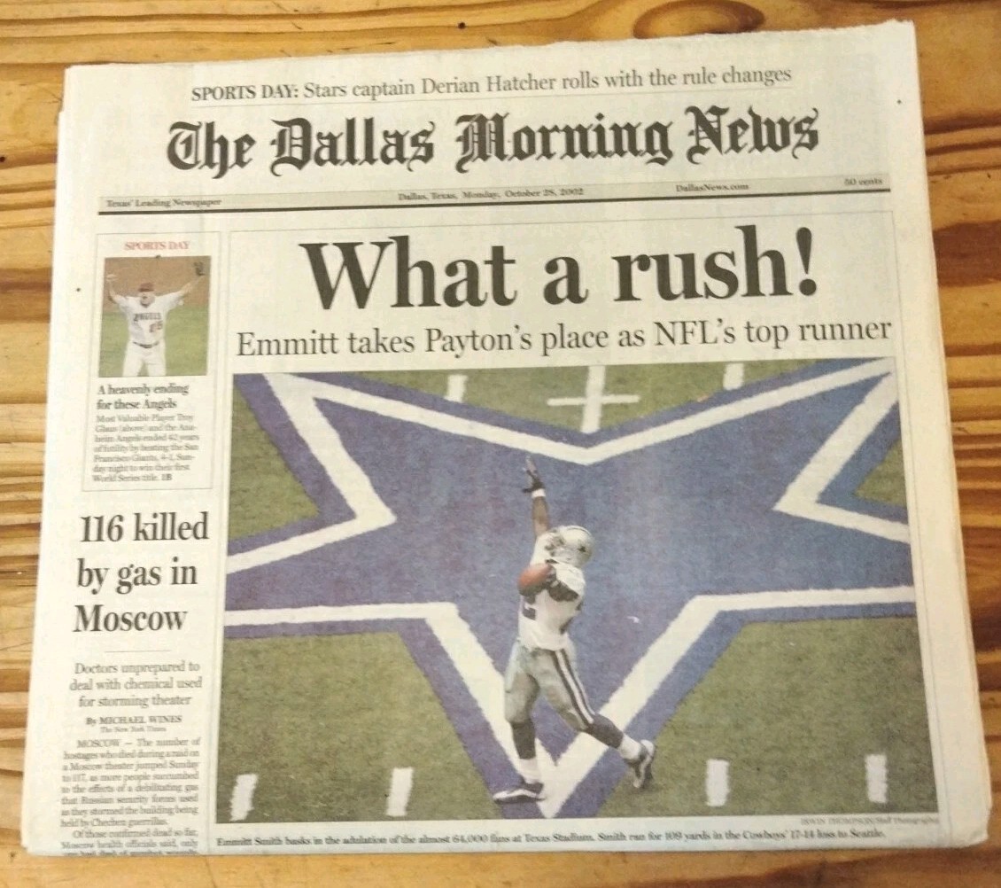 EMMITT SMITH Dallas Morning News Breaking Rushing Record Walter Payton HOF 2002