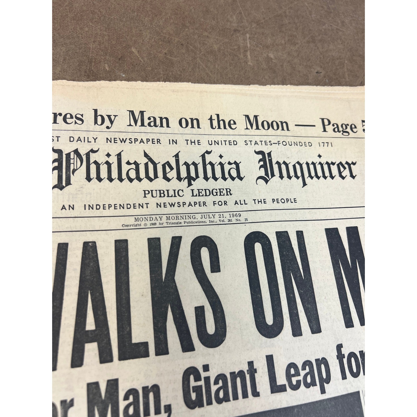 The Philadelphia Inquirer July 21 1969 Newspaper Man Walks On Moon Apollo 11