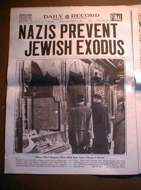 1933-1946 reprint display Newspapers REMEMBRANCE of THE HOLOCAUST Judaica WW II