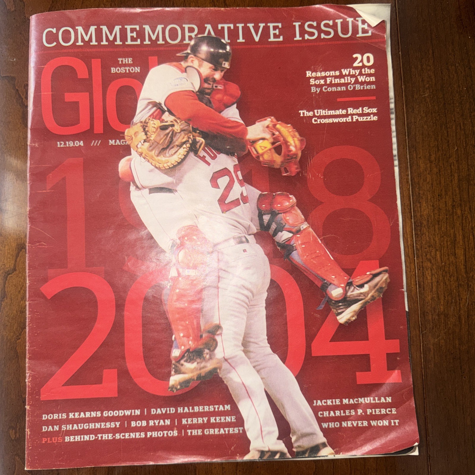 2004 Red Sox World Series Boston Globe Commemorative edition Team Damon Photos