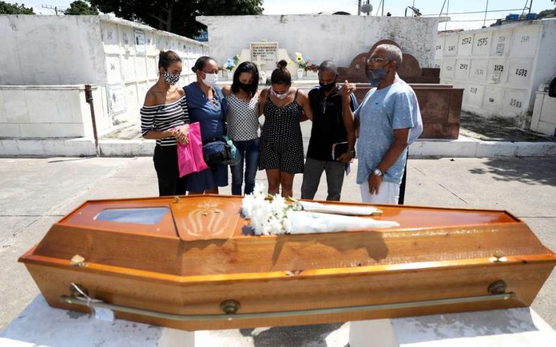 2021-03-15T220949Z_1_LYNXMPEH2E1P4_RTROPTP_4_HEALTH-CORONAVIRUS-BRAZIL