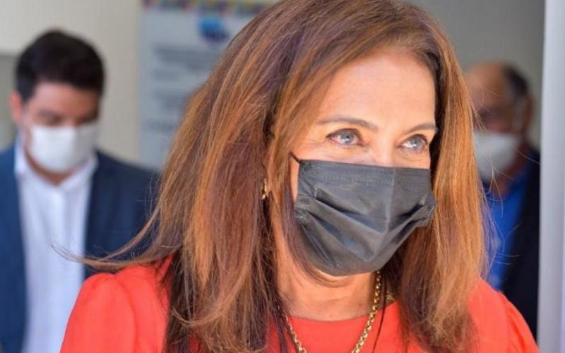 20210417120403_gracinha-caiado-visita-instituicao-multiprofissional-de-atendimento-a-criancas-com-autismo