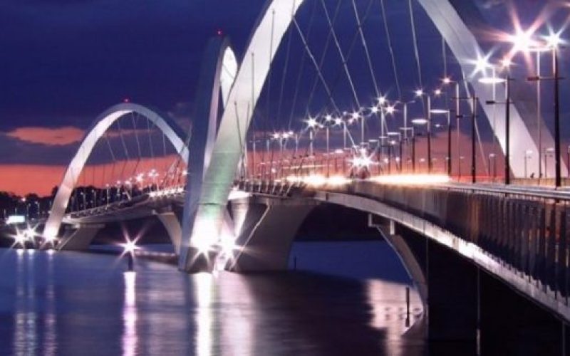 DEUS-SALVE-BRASILIA-PONTE-JK-PODE-DESABAR-POR-FALTA-DE-MANUTENÇÃO-radr-df-660x330