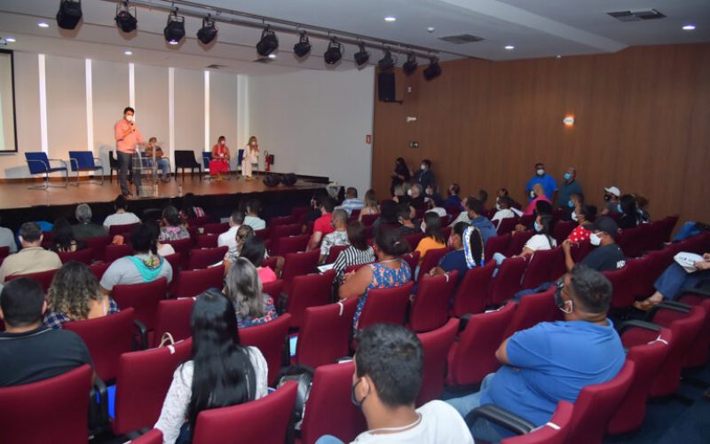 PALESTRA-SOBRE-SAUDE-MENTAL-FOTO-RODRIGO-ESTRELA-21-SITE-768x510