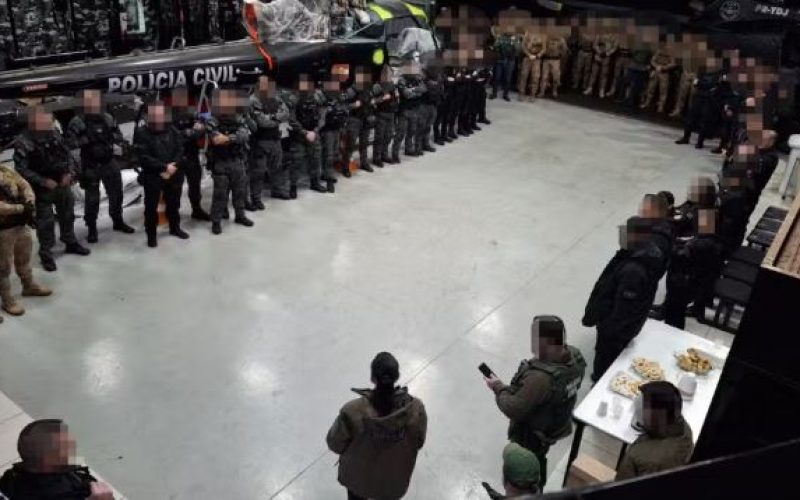 Polícia