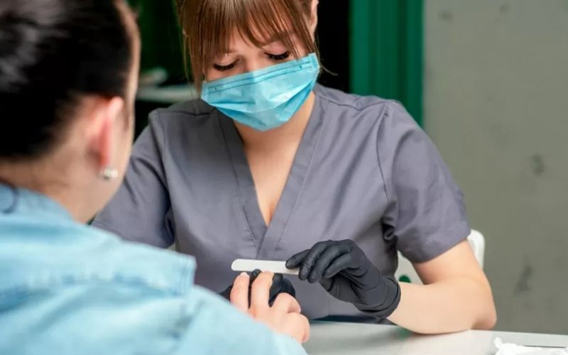 Servicos-crescem-pelo-3-mes-em-junho22