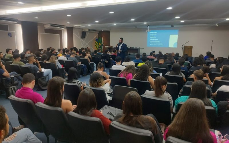 UniEVANGÉLICA 01