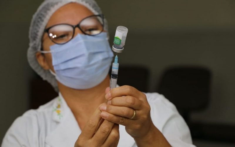 Vacinacao-Influenza-1215x810