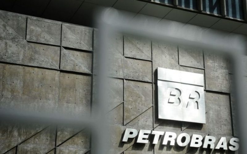 petrobras-696x520