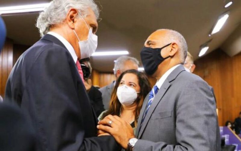 rogerio-cruz-e-caiado-1-696x375